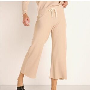 NWOT Mate latte beige thermal crop pant